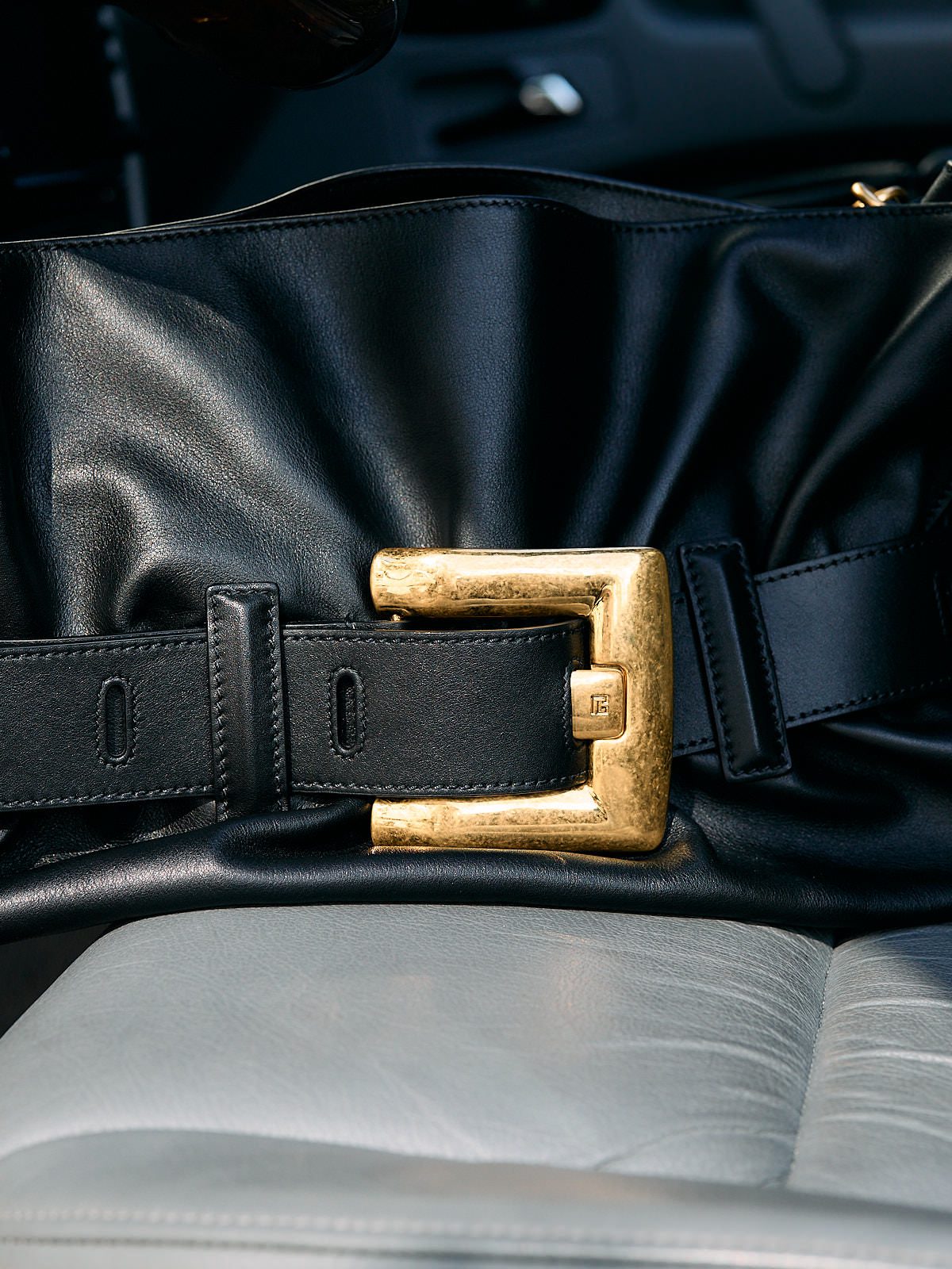 Balmain Anthem Bag (04)