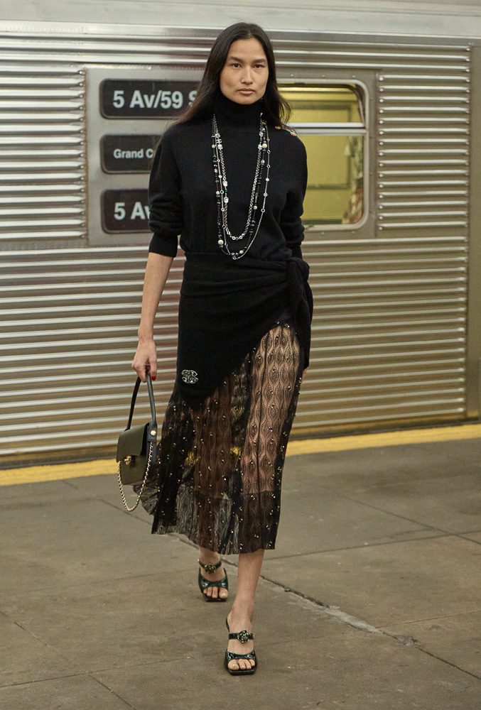 Chanel Metiers d Art 2025 Full Looks31