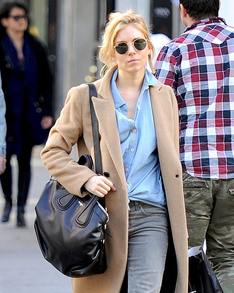 Sienna Miller Givenchy Nightingale Bag (1) Sienna Miller Givenchy Nightingale Bag (1)