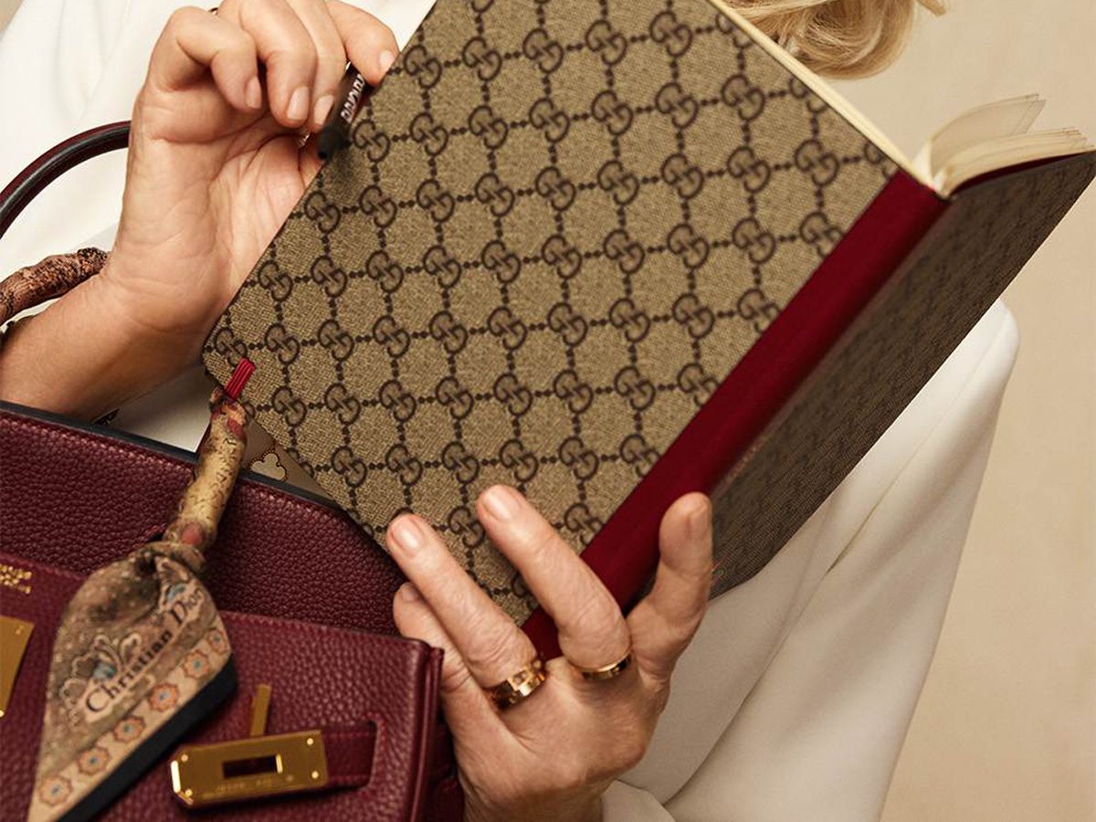 content homepage 20251208 app hero verymerrysale