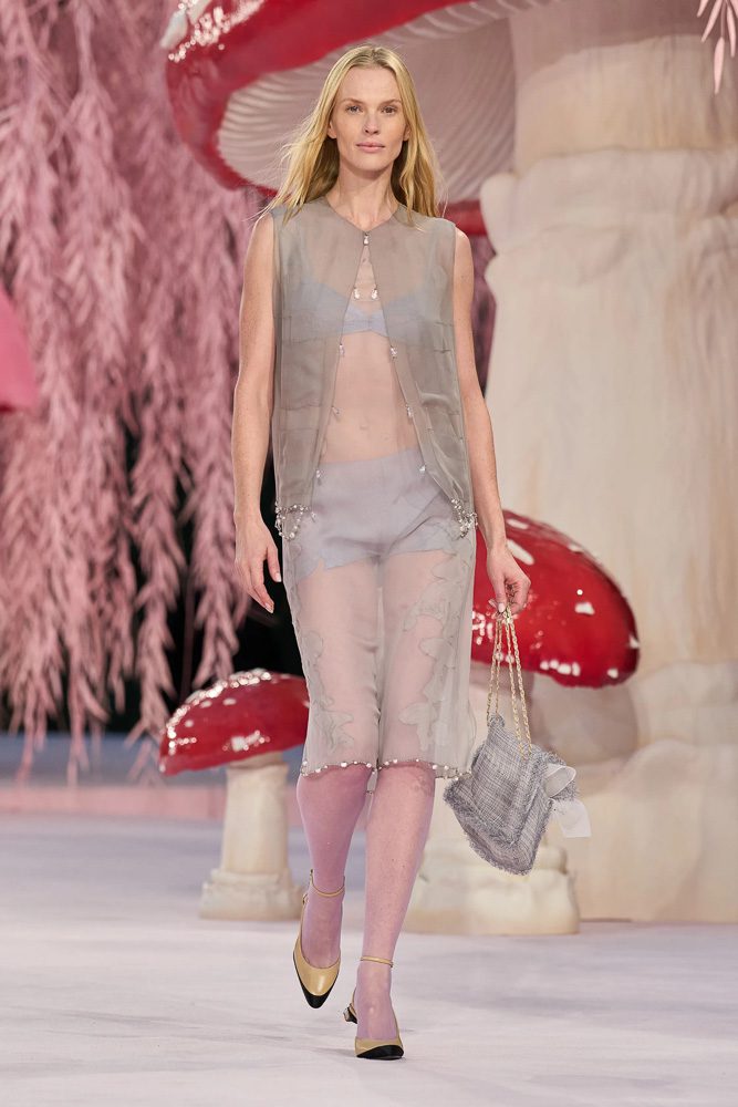 Chanel Couture Matthieu Blazy Debut 2