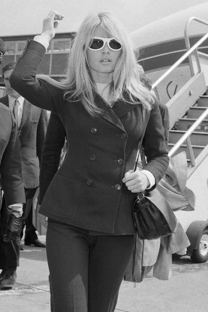 Brigitte Bardot 8aef6946 f7ec 4641 a938 8ae3f7b1fcad