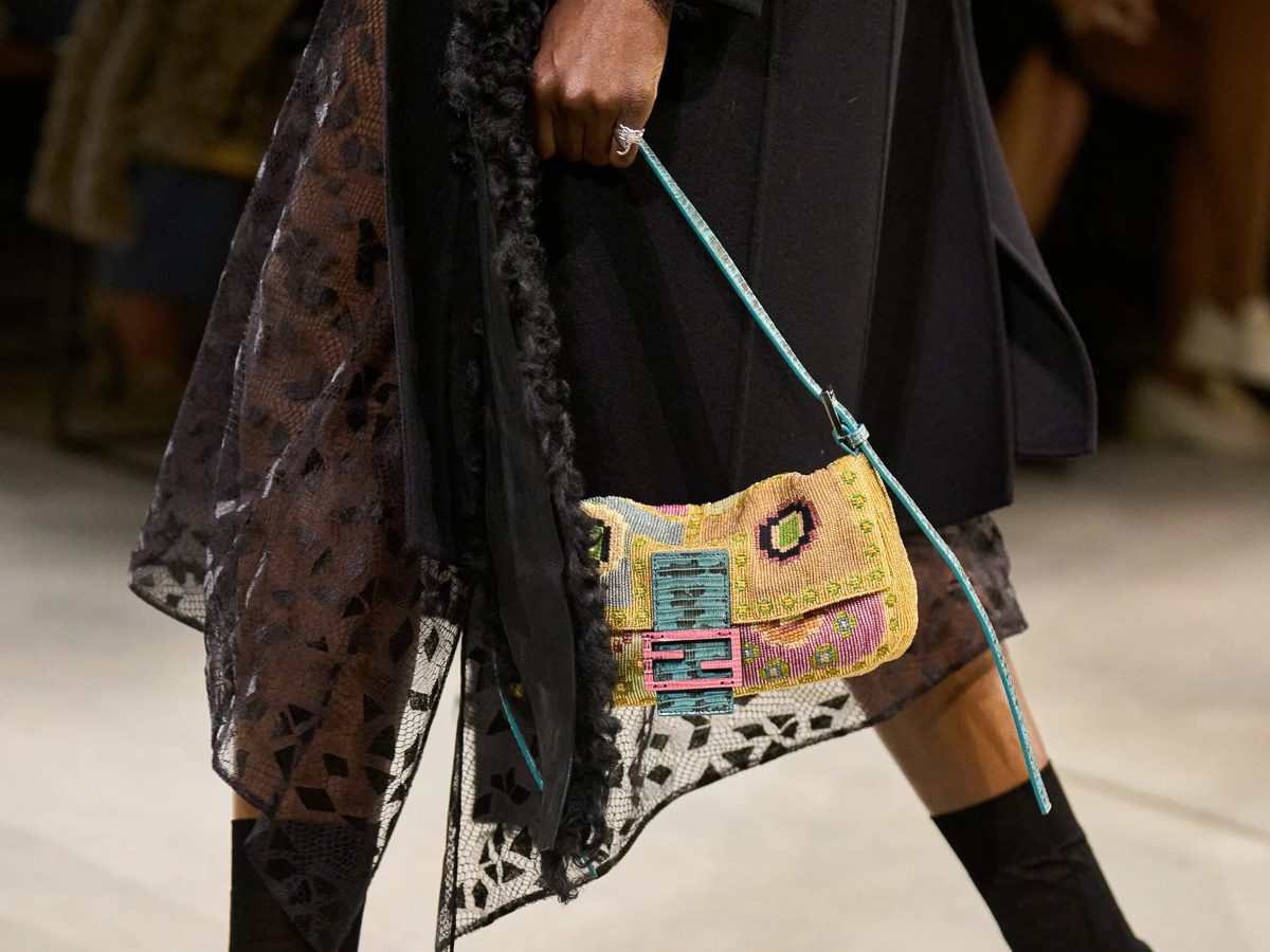 マーロンバッグSEAアパルトモンFURLAVASICMARNIセリーヌFENDI Fendi Flounces Into Fall 2016 With Ruffled Runway Bags | PurseBlog
