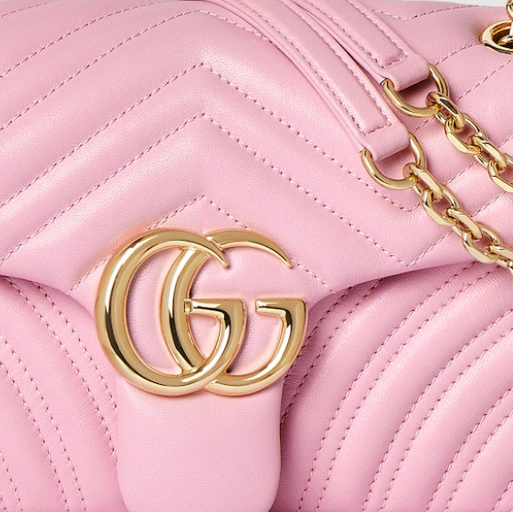 GG Marmont medium shoulder bag in light pink leather GG Marmont medium shoulder bag in light pink leather