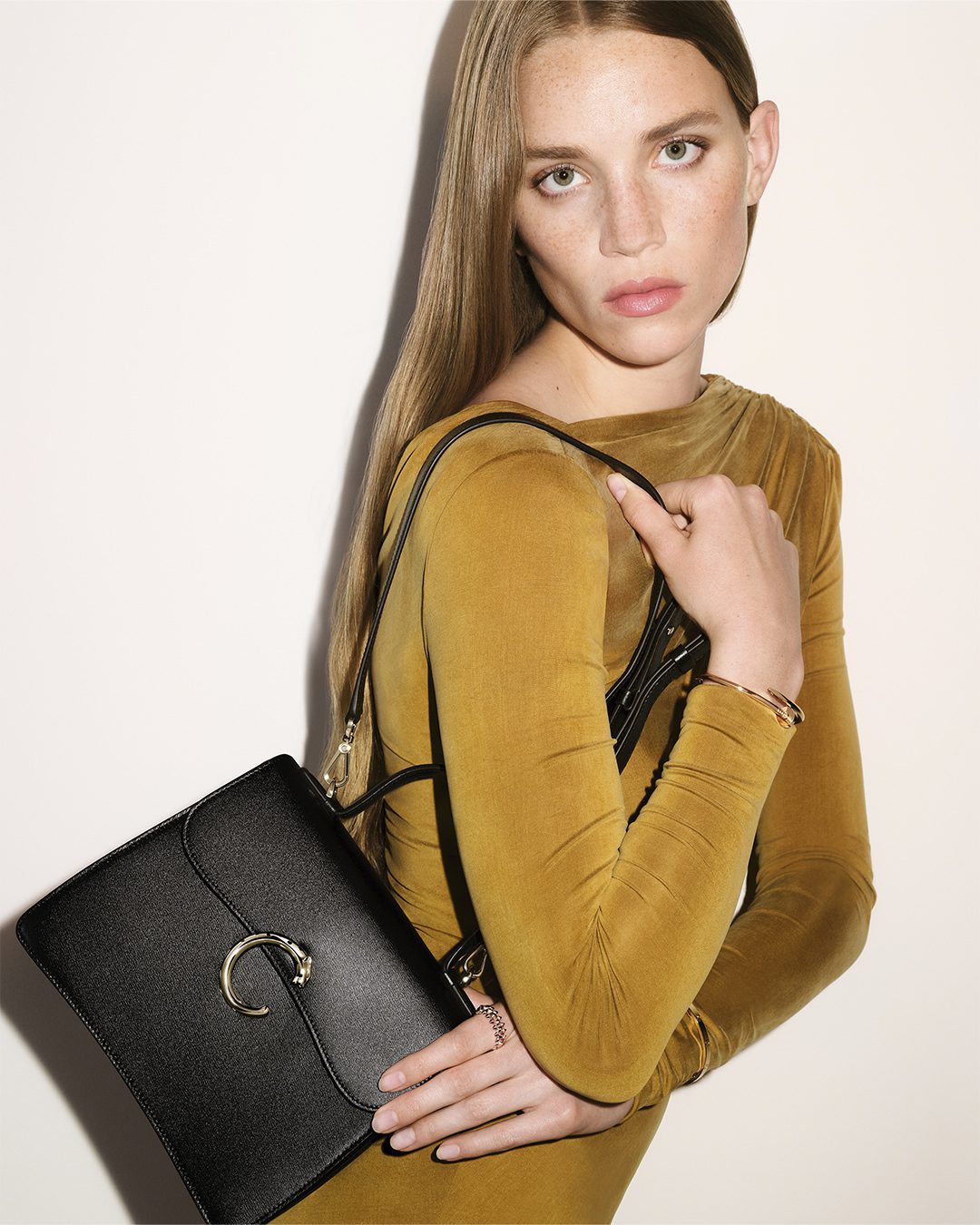 PULE1310 Leathergoods Panthere Leathergood LE Social 1080X1350