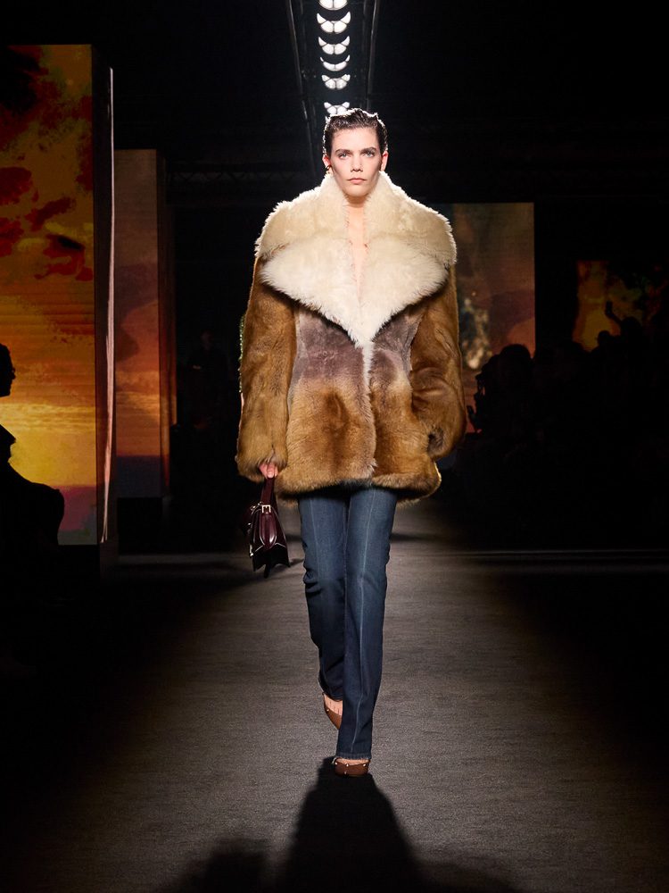 Pierpaolo Piccioli Illuminates Balenciaga's Next Chapter With New Bags and More for Fall 2026 10 Balenciaga FW 26 10