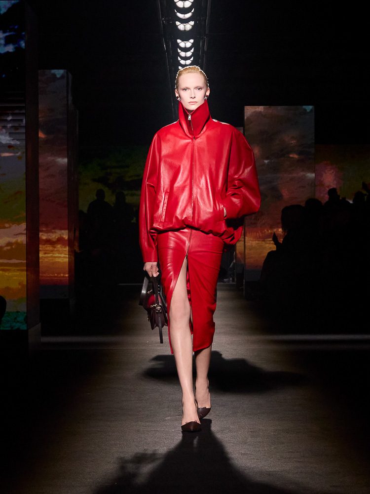 Pierpaolo Piccioli Illuminates Balenciaga's Next Chapter With New Bags and More for Fall 2026 1 Balenciaga FW 26 13
