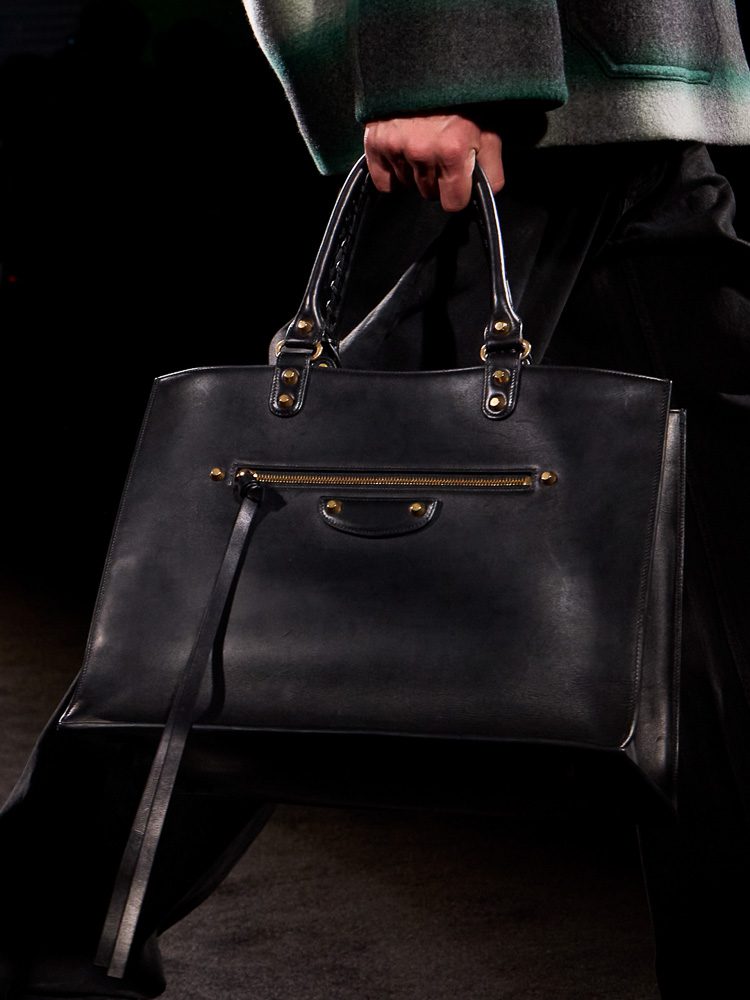 Pierpaolo Piccioli Illuminates Balenciaga's Next Chapter With New Bags and More for Fall 2026 22 Balenciaga Fall 2026 Runway Bags 20