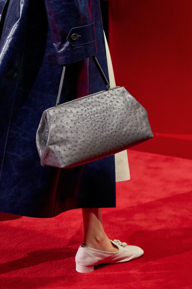 Statement Coats and Classic Intrecciato Ruled the Runway at Bottega Veneta Fall 2026 30 Bottega Veneta Fall 2026 45