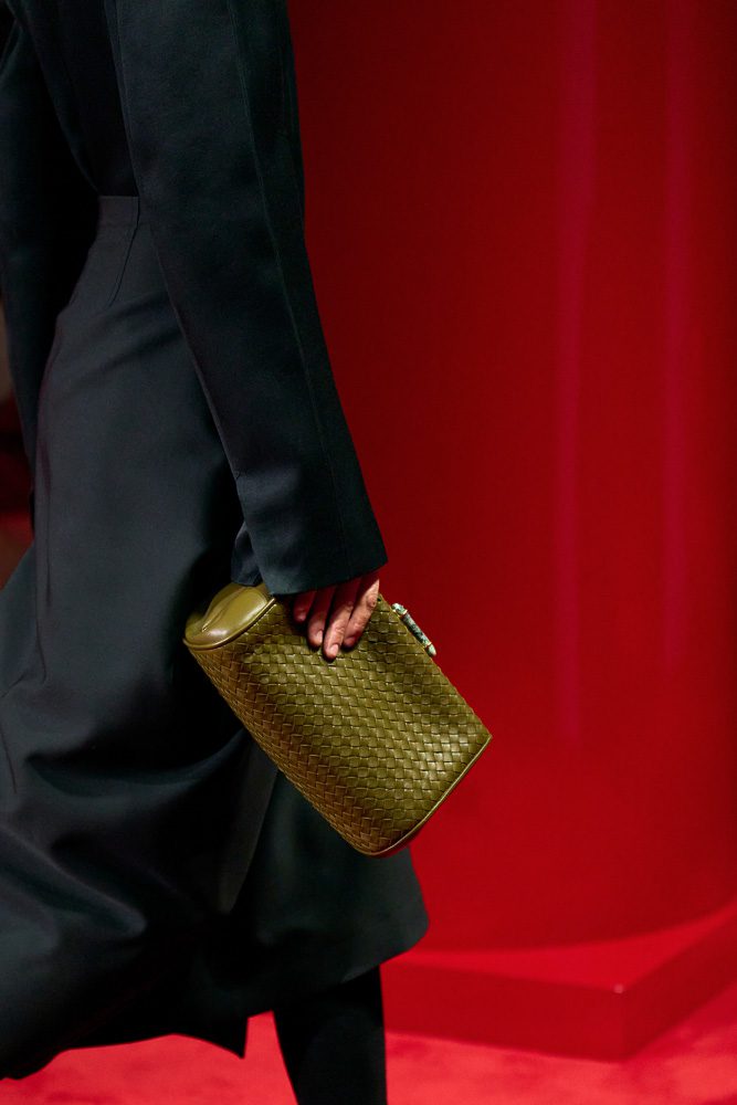 Statement Coats and Classic Intrecciato Ruled the Runway at Bottega Veneta Fall 2026 32 Bottega Veneta Fall 2026 47