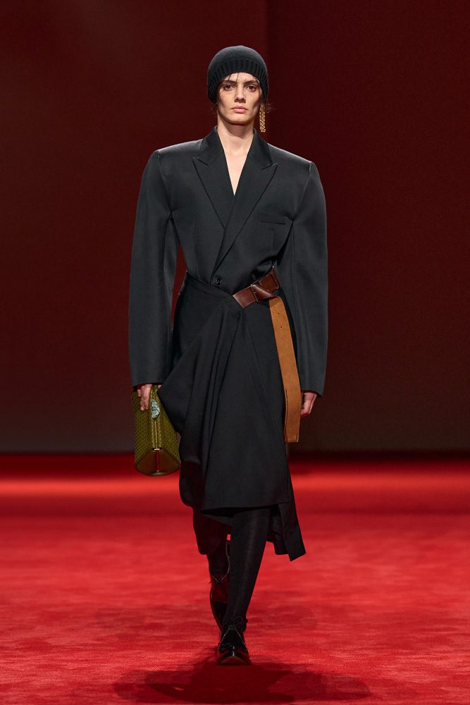 Statement Coats and Classic Intrecciato Ruled the Runway at Bottega Veneta Fall 2026 1 Bottega Veneta Fall 2026 Best Looks 4