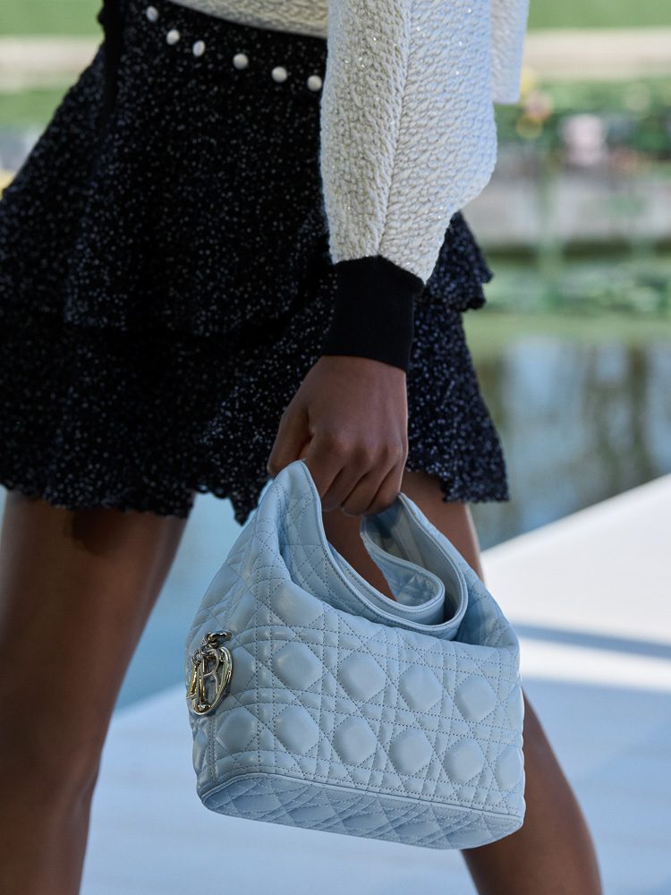 Jonathan Anderson Takes Us On a Delightful Garden Stroll for Dior Fall 2026 22 Dior Fall Winter 2026 Runway Bags 24