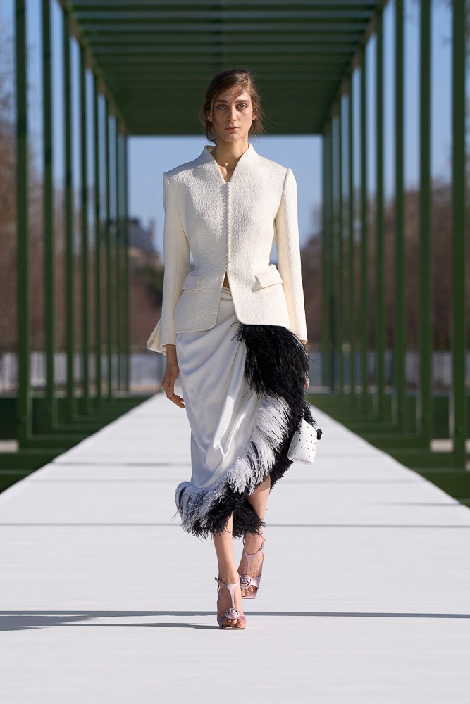 Jonathan Anderson Takes Us On a Delightful Garden Stroll for Dior Fall 2026 1 Dior Fall Winter 2026 Runway Looks 8