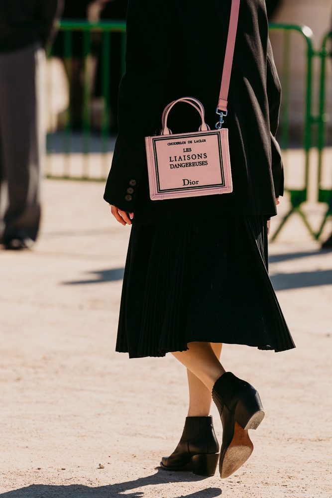 Dior Street Style Bags Fall 2026 12 Dior Street Style Bags Fall 2026 12