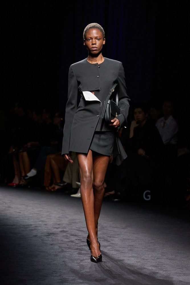 Ferragamo Fall 2026: 1920s Glamour Meets Modern Elegance 6 Ferragamo Fall 2026 Runway Looks 26