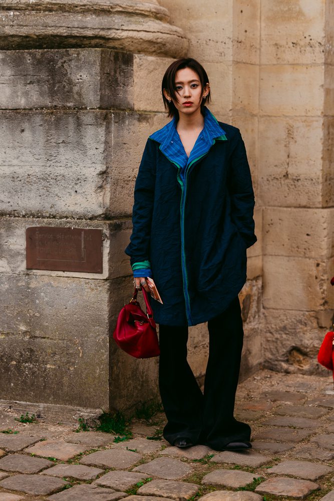 LOEWE FALL 2026 STREET STYLE BAGS 21 LOEWE FALL 2026 STREET STYLE BAGS 21