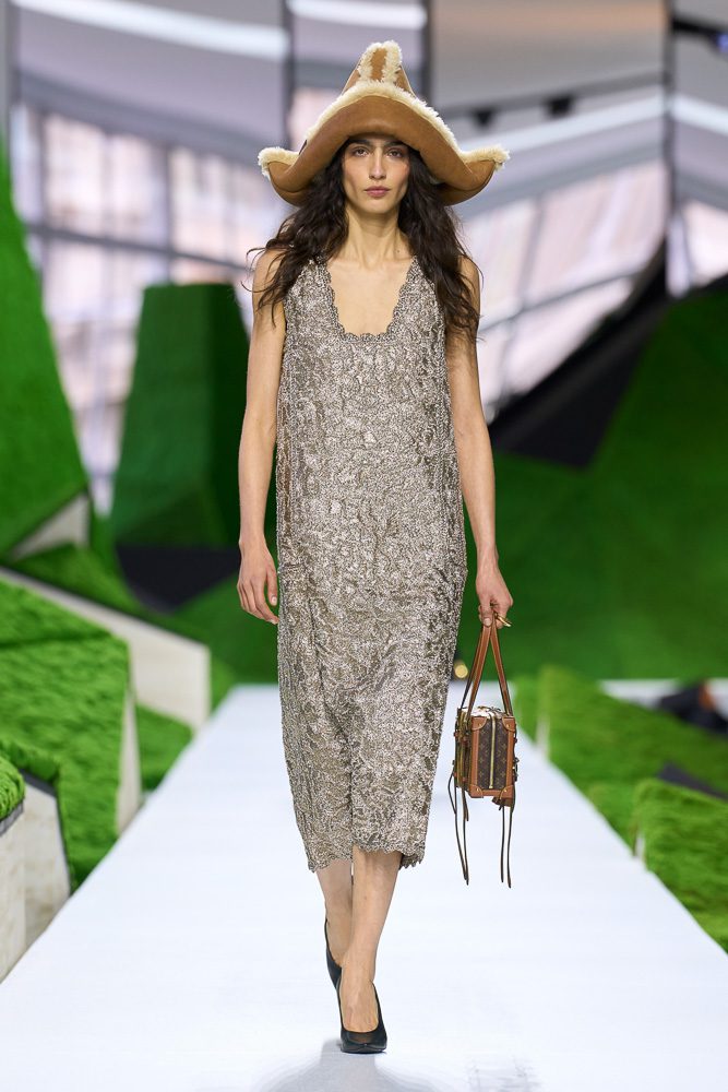 Inside the Mystical World of Louis Vuitton’s Nature-Inspired Fall 2026 Collection 3 LOUIS VUITTON FALL 2026 BEST LOOK IMAGES 4