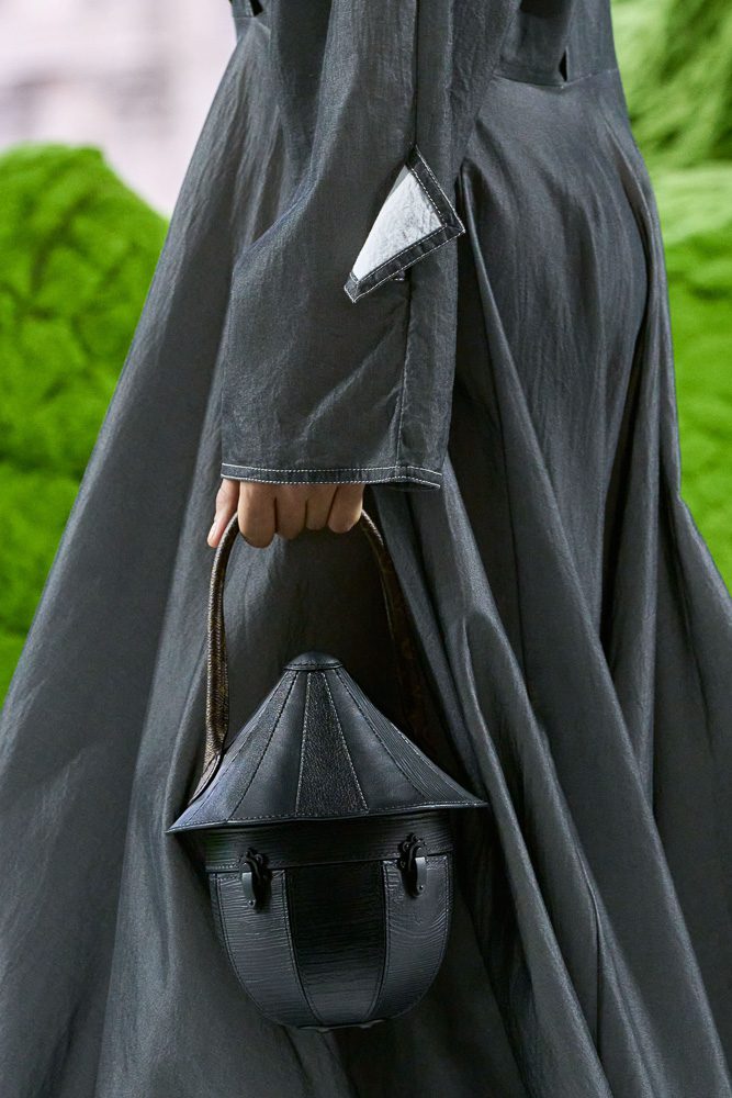 LOUIS VUITTON FALL 2026 RUNWAY BAG IMAGES 23 LOUIS VUITTON FALL 2026 RUNWAY BAG IMAGES 23