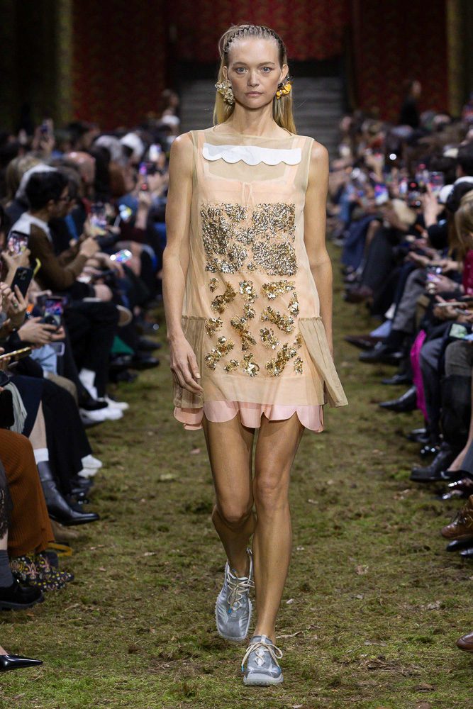 Miu Miu Fall 2026 Shows the Power of Reinventing What You Already Do Best 3 MIU MIU RUNWAY LOOKS FALL 2026 11