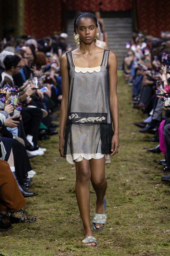 Miu Miu Fall 2026 Shows the Power of Reinventing What You Already Do Best 9 MIU MIU RUNWAY LOOKS FALL 2026 12
