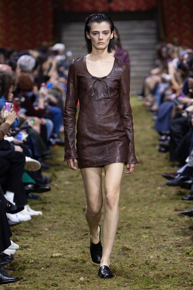 Miu Miu Fall 2026 Shows the Power of Reinventing What You Already Do Best 4 MIU MIU RUNWAY LOOKS FALL 2026 5