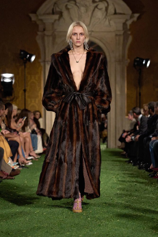 2016 Is Back: Alessandro Michele Revives a Valentino Icon for Fall 2026 1 Valentino Fall 2026 Looks