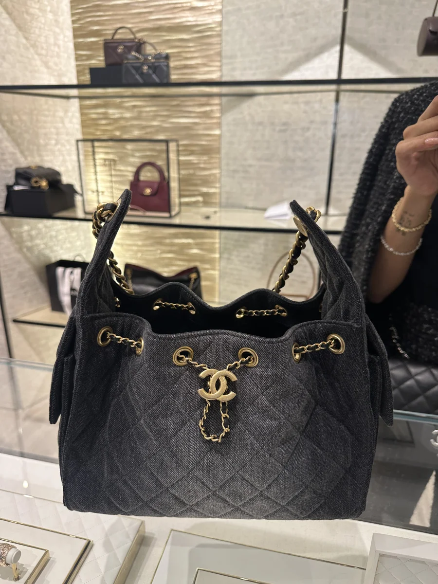 chanel Small 25 Black Denim w GHW