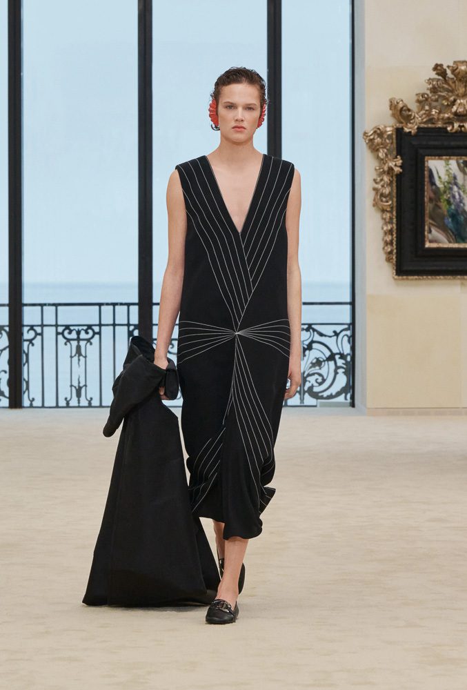 Matthieu Blazy Channels the Seaside Ease of Biarritz for Chanel Cruise 2027 1 Chanel Cruise 2027 Full Look Preview 1