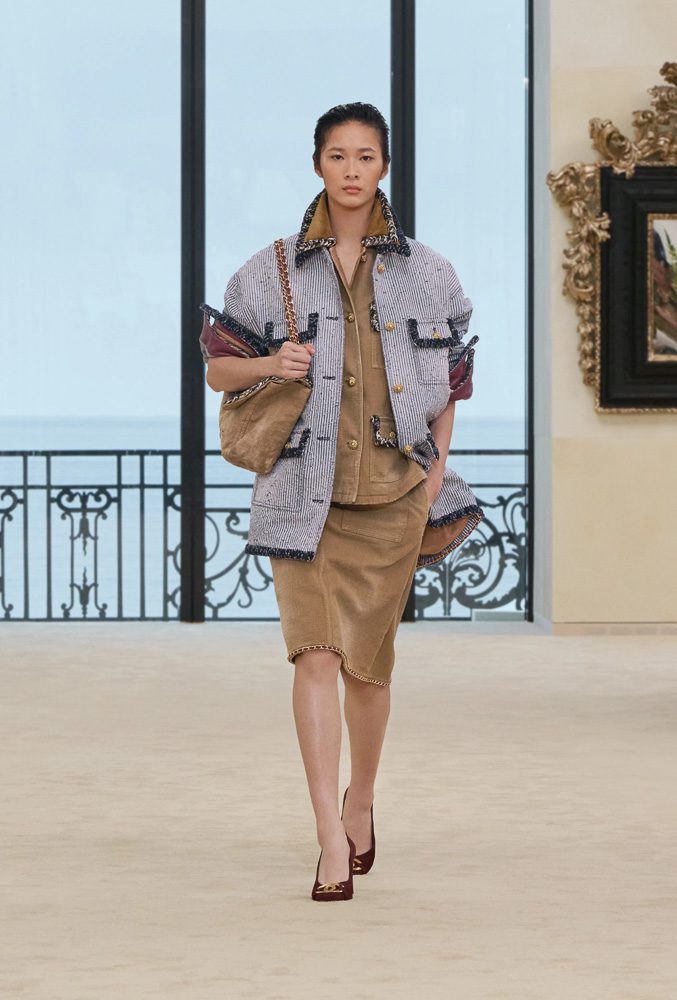 Matthieu Blazy Channels the Seaside Ease of Biarritz for Chanel Cruise 2027 5 Chanel Cruise 2027 Full Look Preview 5