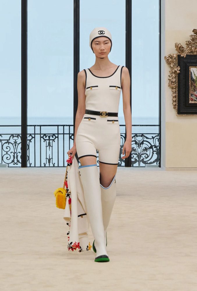 Matthieu Blazy Channels the Seaside Ease of Biarritz for Chanel Cruise 2027 6 Chanel Cruise 2027 Full Look Preview 6