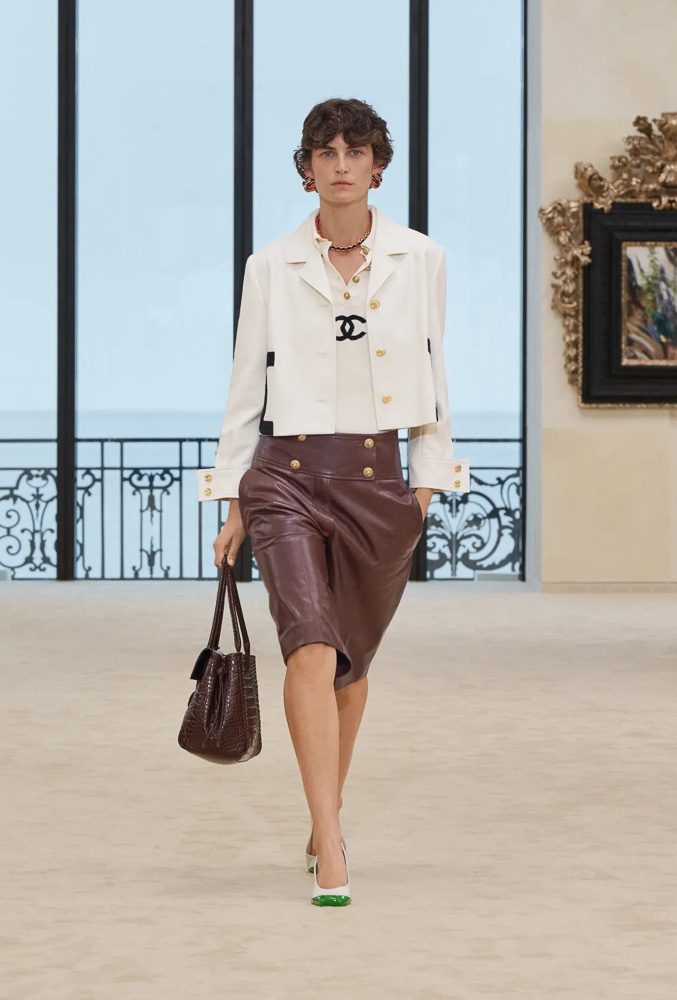 Matthieu Blazy Channels the Seaside Ease of Biarritz for Chanel Cruise 2027 9 Chanel Cruise 2027 Full Look Preview 9