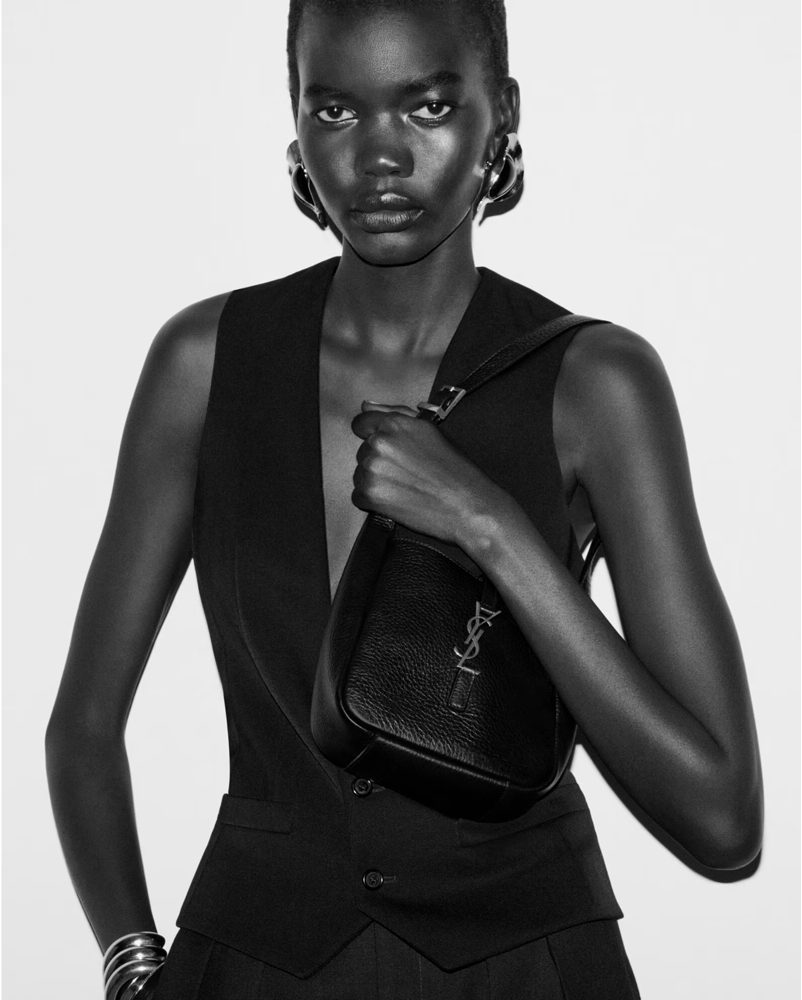 Saint Laurent Le 5 a 7