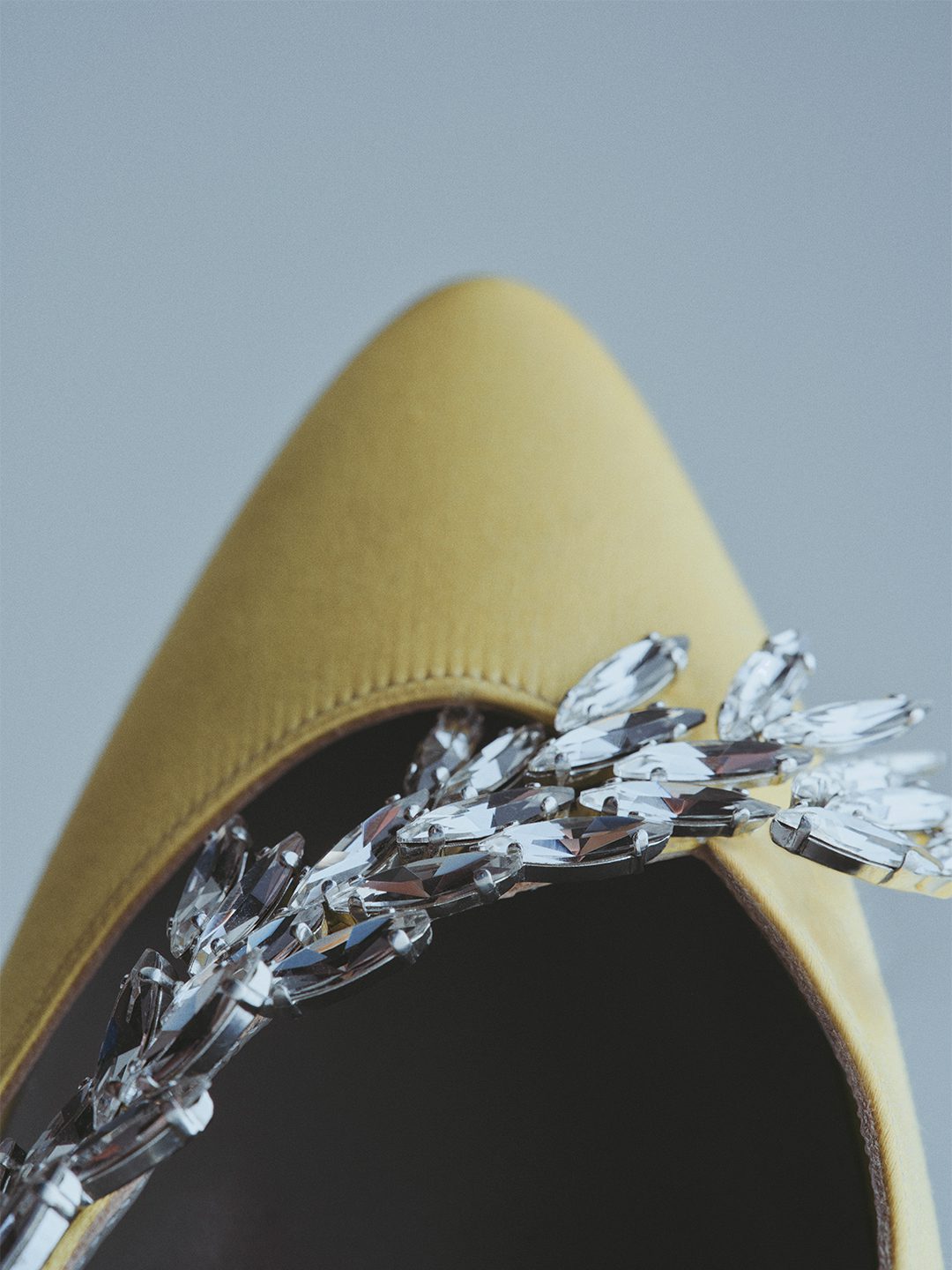 BALENCIAGA MANOLO BLAHNIK STILL LIFE IMAGE 13