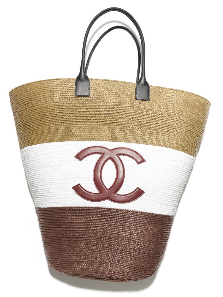 Inside Matthieu Blazy’s First Chanel Coco Beach Collection 4 Chanel Coco Beach 2026 Bags 6