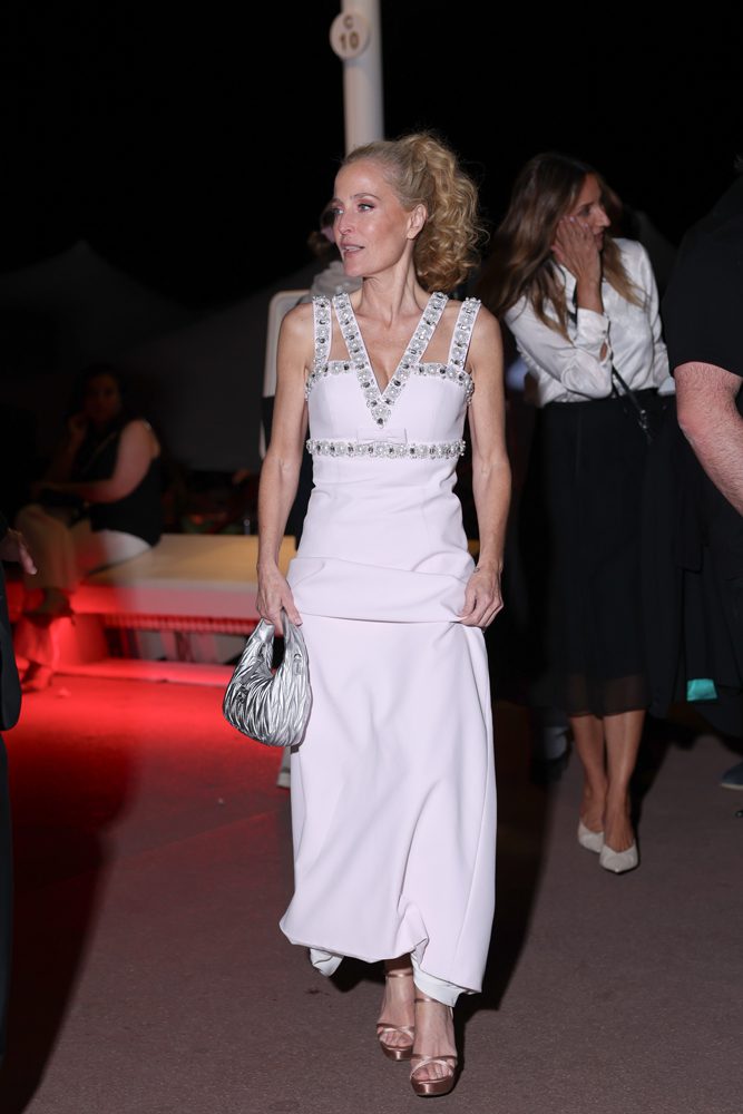 Gillian Anderson