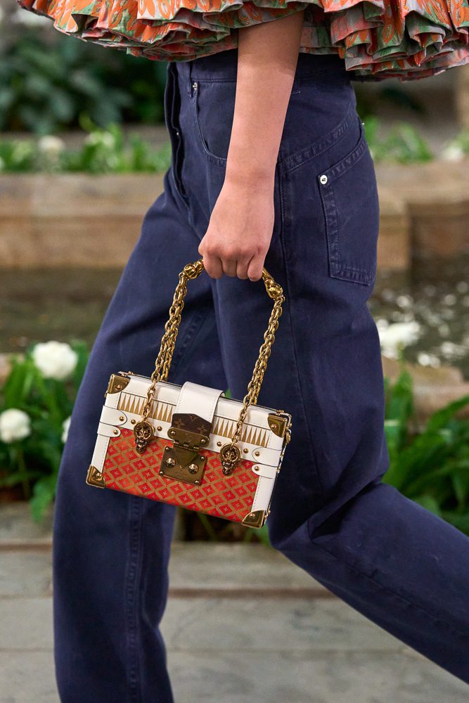 Louis Vuitton Cruise 2027 26