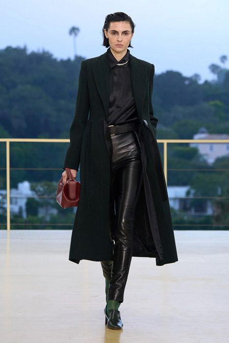 Resort 2027 is a Season of Reinvention for Hermès Ready-to-Wear 4 00015 hermes resort 2027 credit gorunway