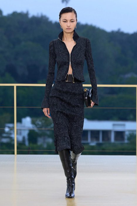 Resort 2027 is a Season of Reinvention for Hermès Ready-to-Wear 6 00024 hermes resort 2027 credit gorunway