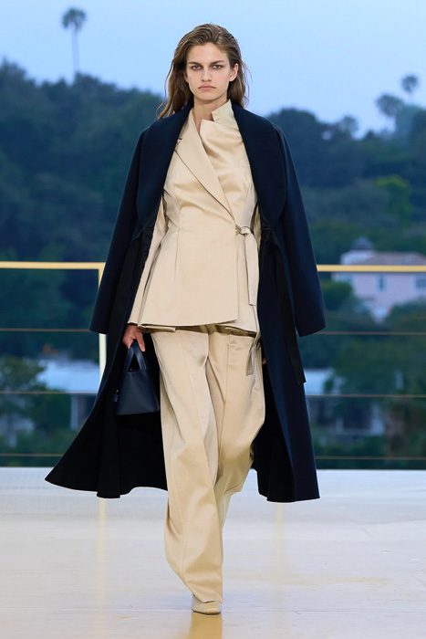 Resort 2027 is a Season of Reinvention for Hermès Ready-to-Wear 8 00026 hermes resort 2027 credit gorunway
