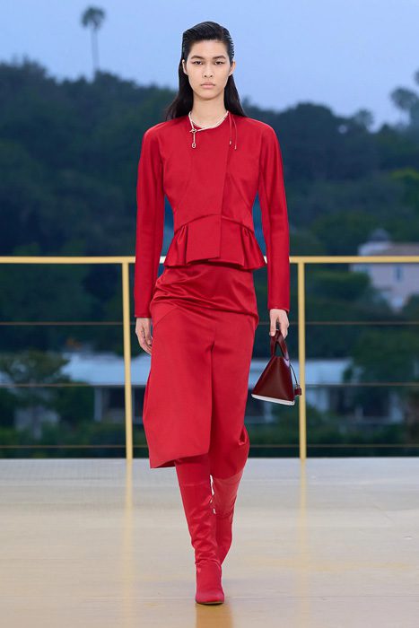 Resort 2027 is a Season of Reinvention for Hermès Ready-to-Wear 9 00033 hermes resort 2027 credit gorunway
