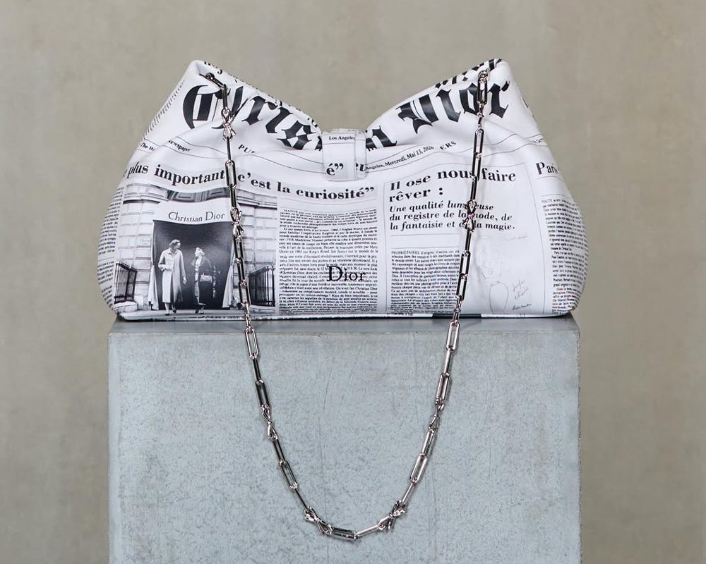 Dior Bow Bag Newsprint