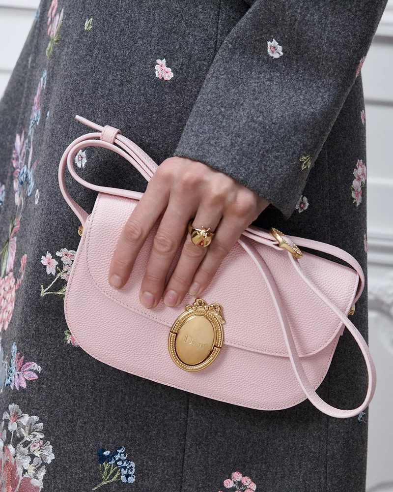 Dior Medaillon Pink Flap Dior Medaillon Pink Flap
