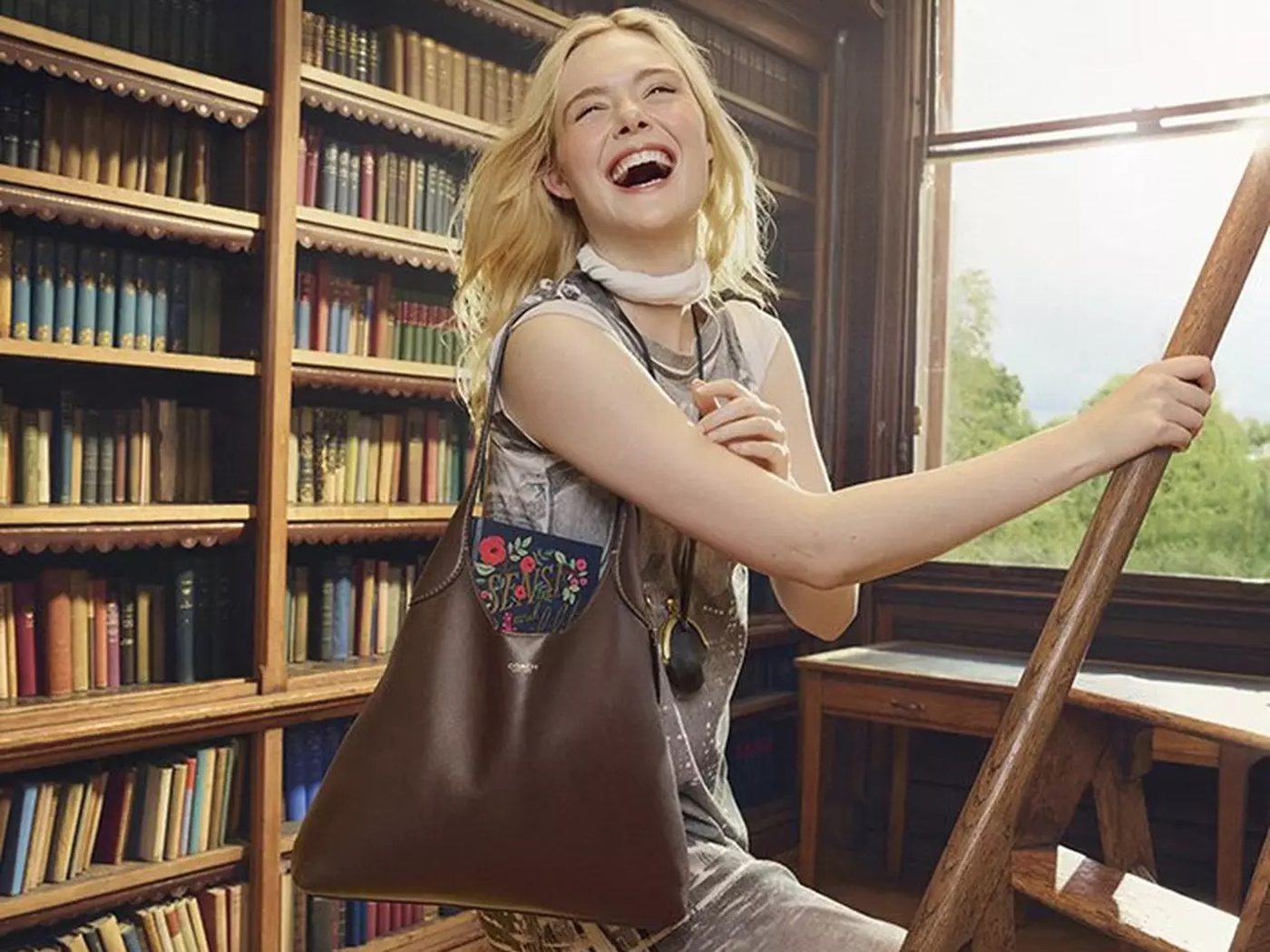 Coach Brooklyn elle Fanning Back to School
