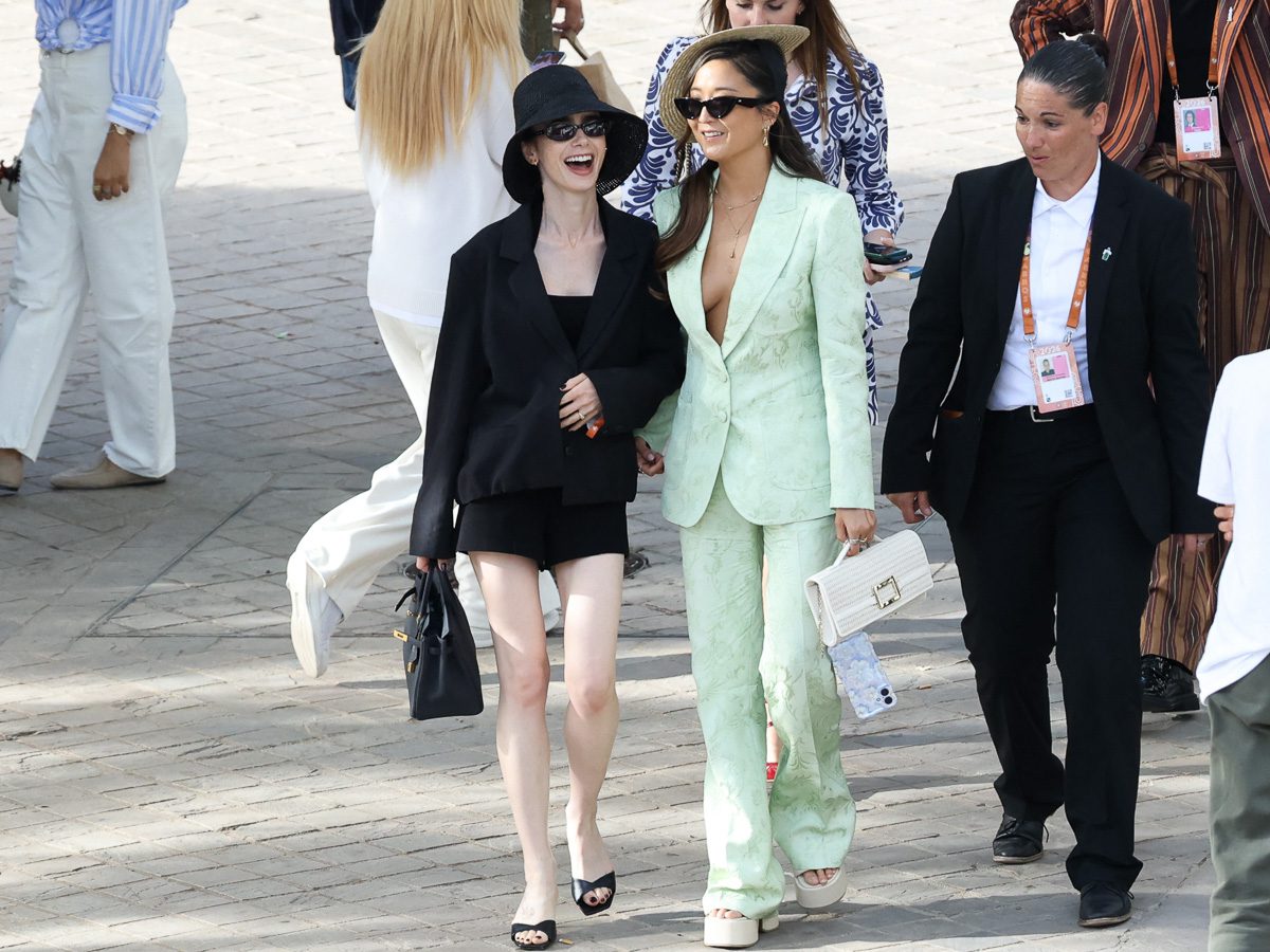 Lily Collins Black Hermes Birkin2