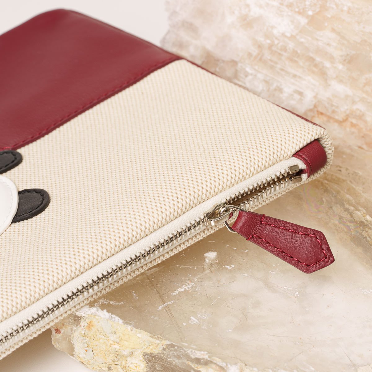 M+V Panda Pouch Zipper