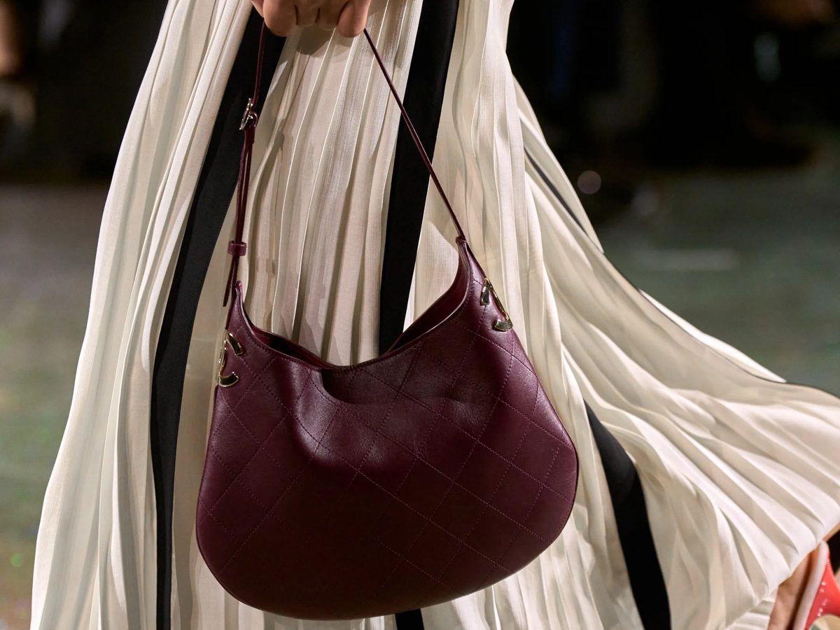 Chanel Fall 2026 Burgundy Hobo 1