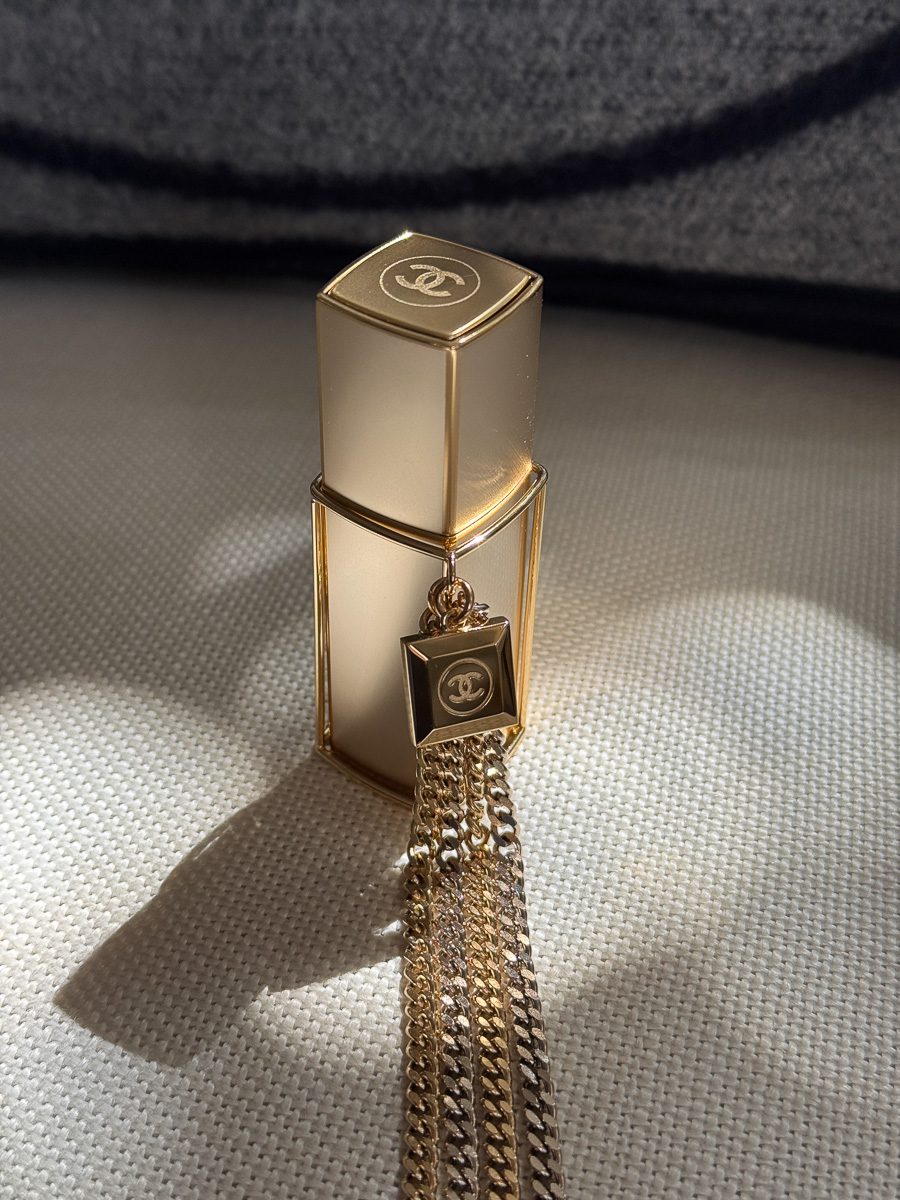 Chanel Gold Purse Spray 1