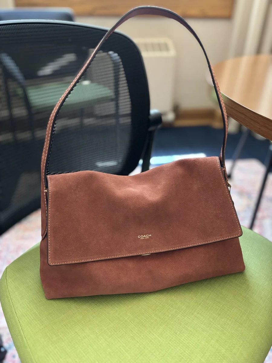 Coach Chelsea 36 in clay suede