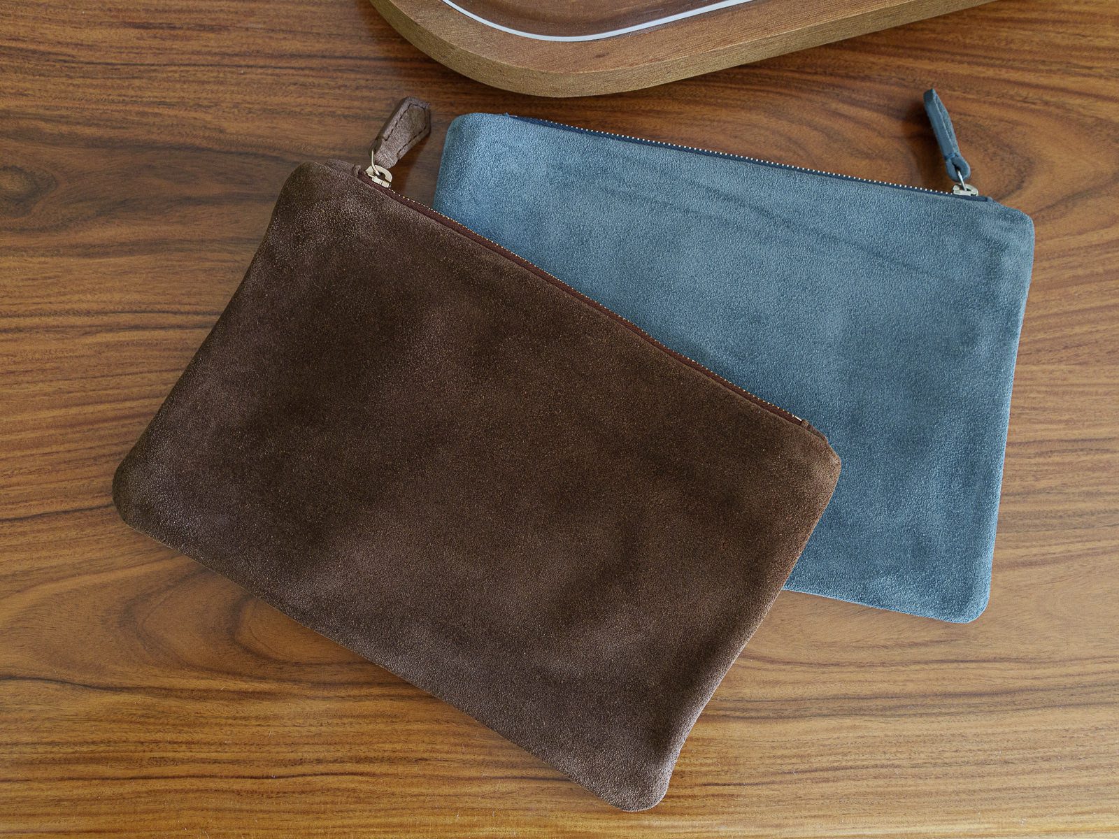 M+V Pouches Suede