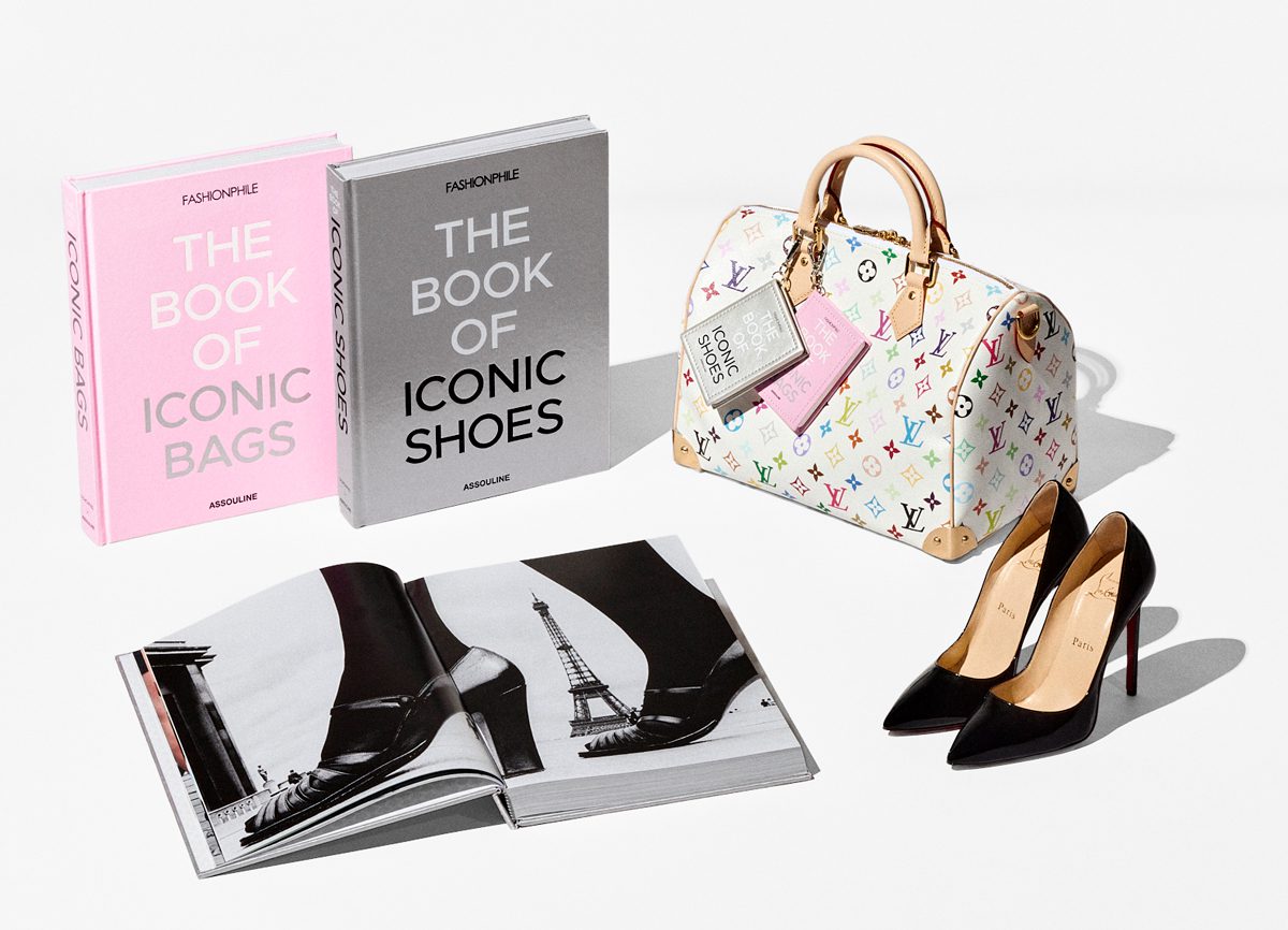 ASSOULINE ICONICSHOES BUNDLE OPENSPREAD 17367 Retouched 1